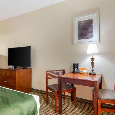 Quality Inn & Suites Decatur - Atlanta East Lithonia Extérieur photo