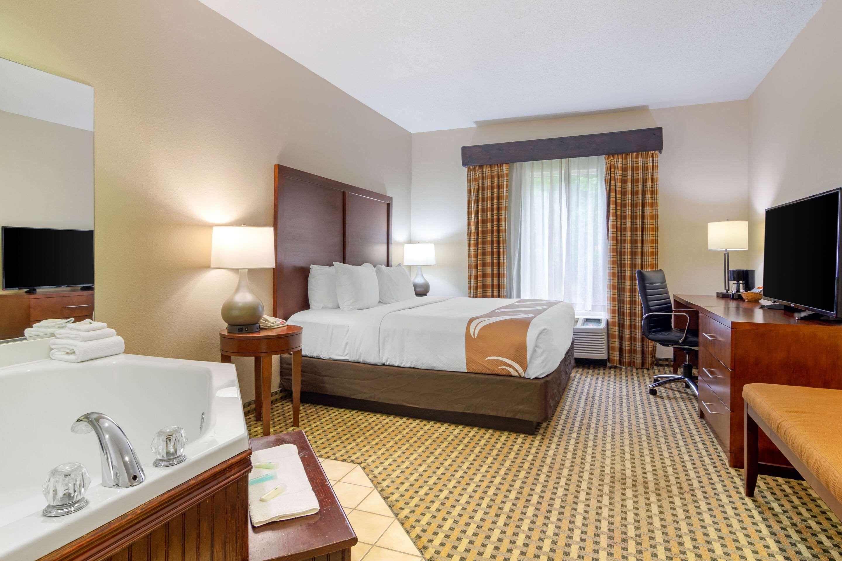 Quality Inn & Suites Decatur - Atlanta East Lithonia Extérieur photo