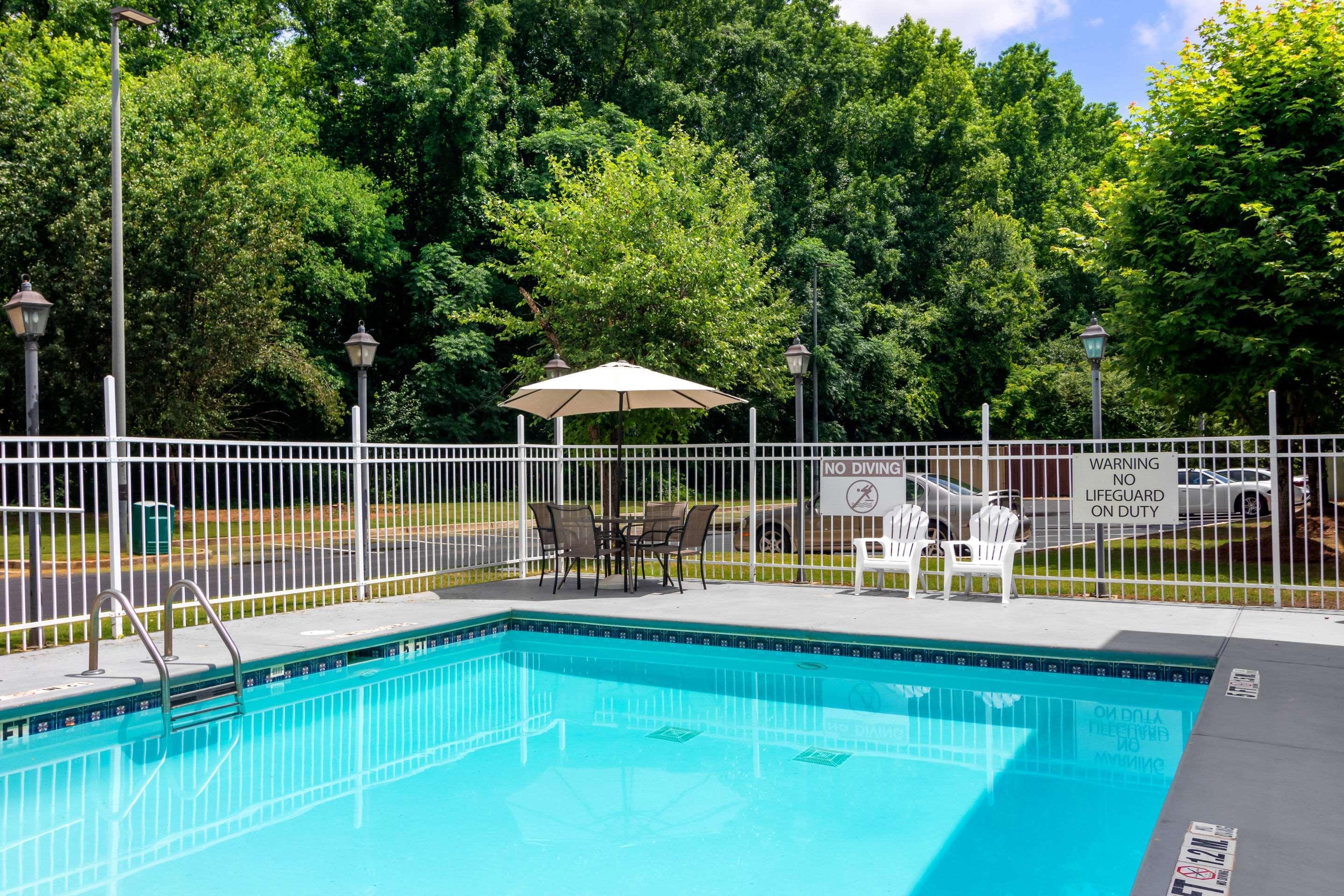 Quality Inn & Suites Decatur - Atlanta East Lithonia Extérieur photo