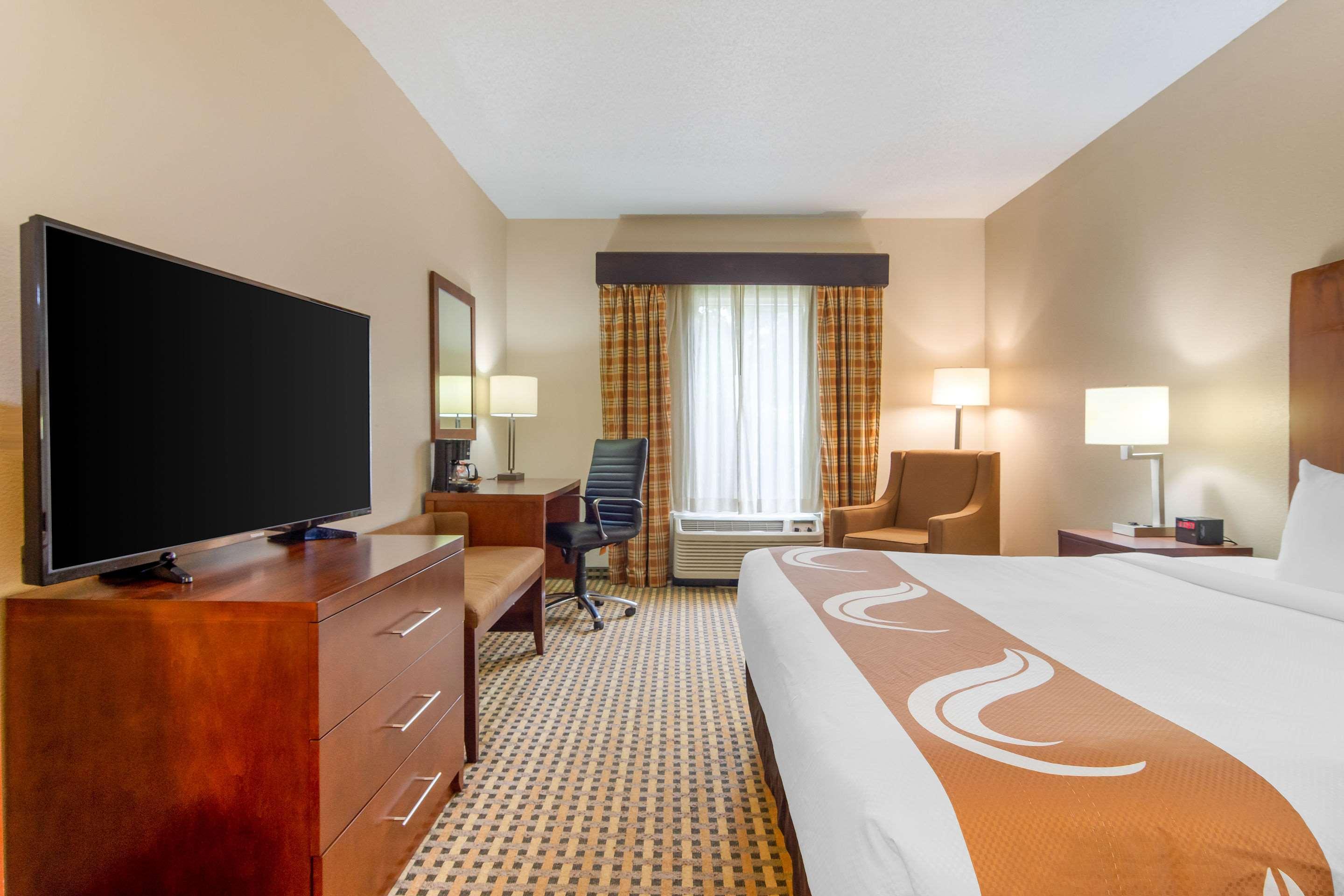 Quality Inn & Suites Decatur - Atlanta East Lithonia Extérieur photo